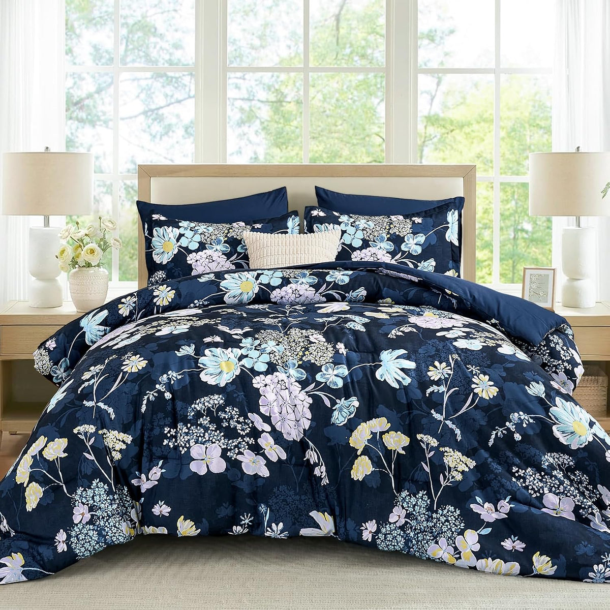 Yiran Black Red Fall Floral Comforter Set Queen Size, 7 Piece Comforter Bedding Set, Botanical Bed in a Bag, Soft Microfiber Complete Bedding Set with Sheets for All Season