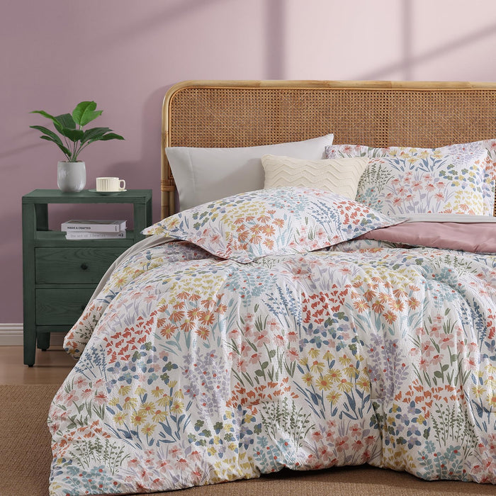 CASAAGUSTO Queen Comforter Set, 7 PCS Pinkish Floral Comforter Set with Flowers Leaves Pattern, Soft Seersucker Design All Season Queen Size Bedding Set(80"X90")