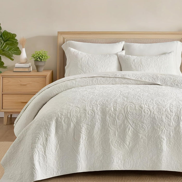 EVERGRACE 100% Cotton Paisley Quilt Set, King Size 3 Piece Set – Prewashed Lightweight Bedspread with 2 Shams, Soft & Breathable Matelasse Coverlet for All-Season Comfort, Olive Green