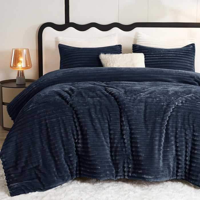 CozyLux Fluffy Queen Comforter Set - Super Soft Faux Fur Black Comforter Queen Size, Winter Warm Fleece Bedding Set, 3 Pieces Plush Fuzzy Bed Set (1 Shaggy Comforter, 2 Pillowcases)