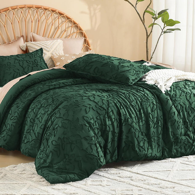 Litanika Queen Size Comforter Set Emerald Green, 3 Piece Dark Green Boho Tufted Bedding, Forest Green Fluffy Farmhouse Bed Set for All Season with 2 Leaf Pattern Pillowcases（90x90In）