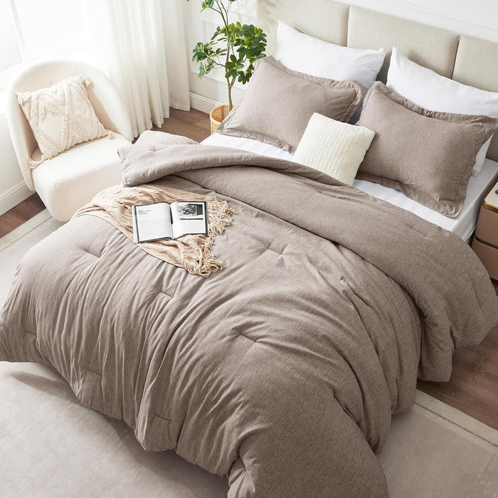 CozyLux Queen Comforter Set - 3 Pieces Light Grey Soft Luxury Cationic Dyeing Queen Comforter for All Season, Light Gray Breathable Lightweight Fluffy Bedding Sets with 1 Comforter and 2 Pillow Shams