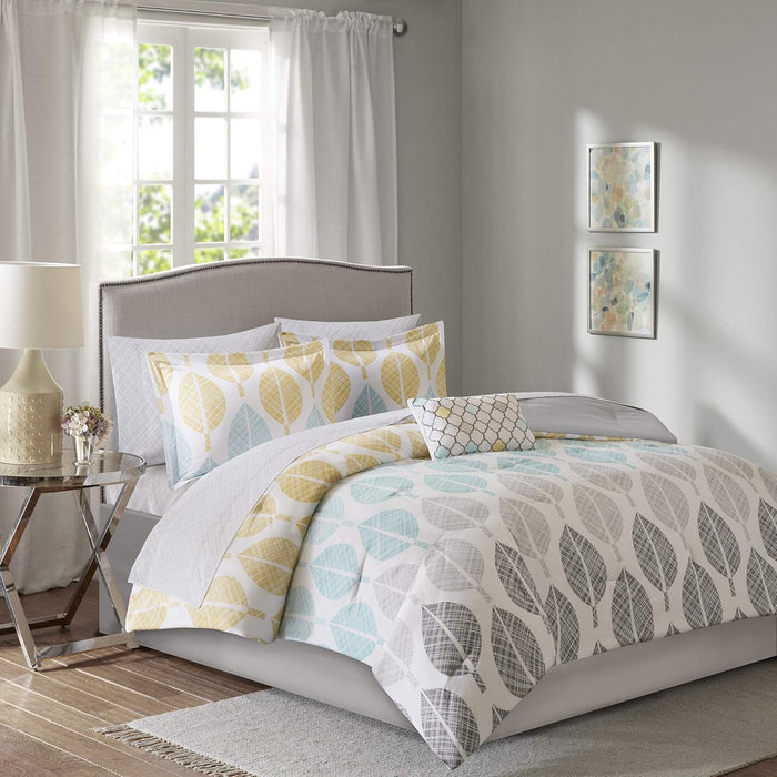 Madison Park Essentials Queen Comforter Set, Bed in a Bag Queen, Watercolor Print Coastal Comforter & Chambray Cotton Sheet Set, All Season Bedding Set, Saben, Aqua Queen (90 in x 90 in) 9 Piece