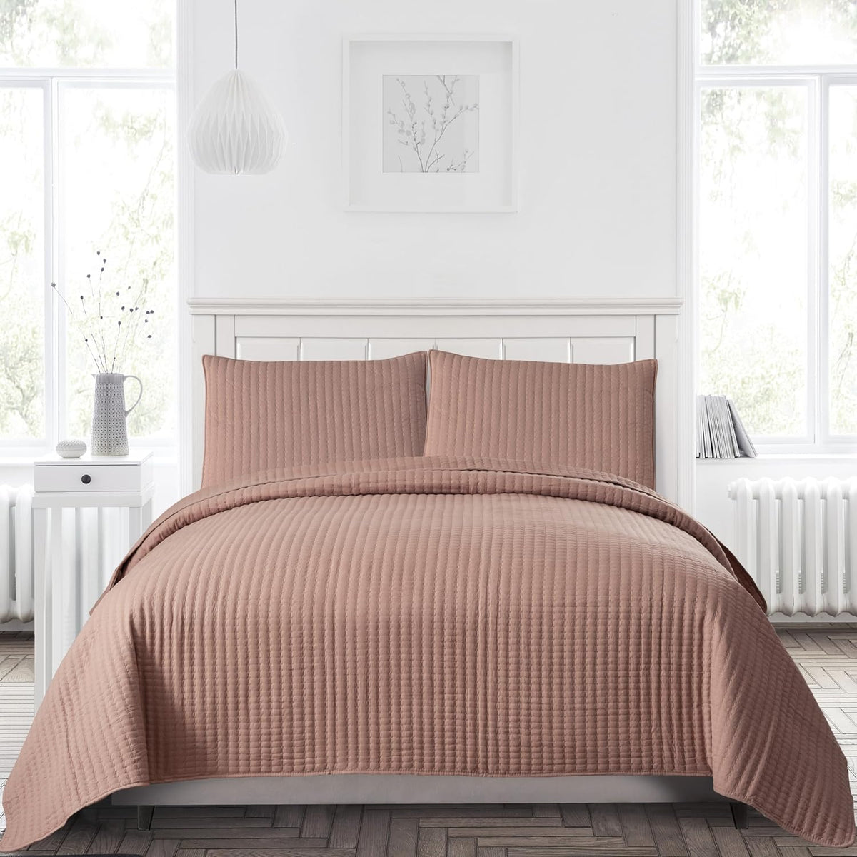 Petrichor White Quilt King Size Bedspread-Pre-Washed Lightweight for All Seasons,Ultra Soft & Breathable Comforter,Machine Washable,3-Piece Set:1Quilt(106" x96”) and 2 Pillow Shams(20"x36")