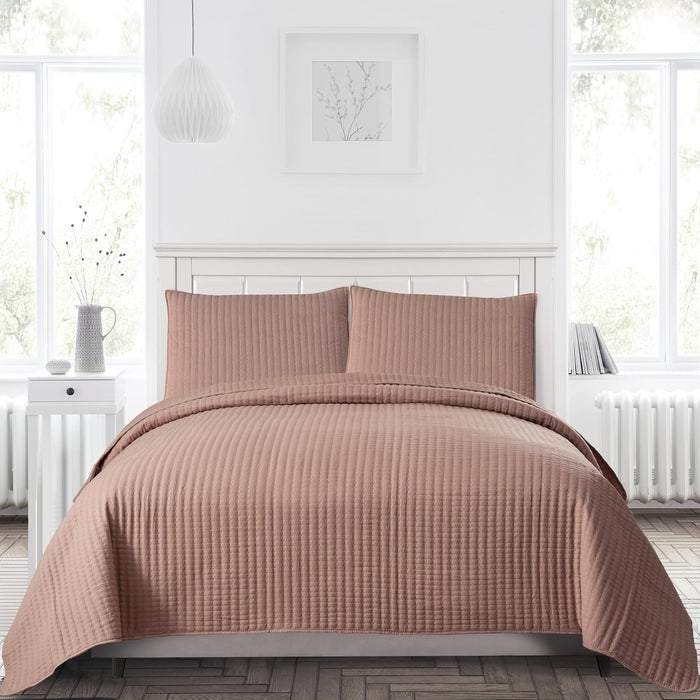 Petrichor White Quilt King Size Bedspread-Pre-Washed Lightweight for All Seasons,Ultra Soft & Breathable Comforter,Machine Washable,3-Piece Set:1Quilt(106" x96”) and 2 Pillow Shams(20"x36")