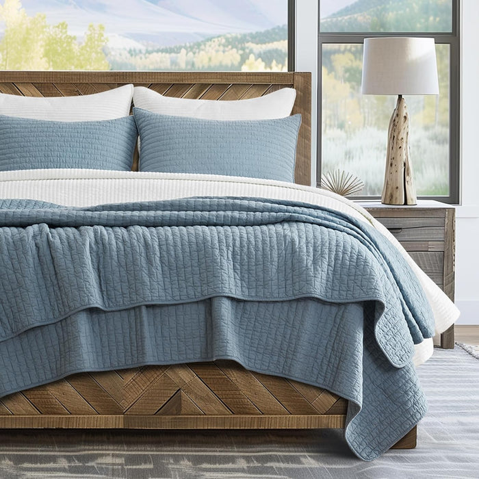 EVERGRACE Cotton Border Frame Tack-Stitch Quilt Bedding Set King Size, Coastal Oversized 3 Pieces Lightweight Bedspread Coverlet for All Season, with 2 Matching Shams, Blue Linen