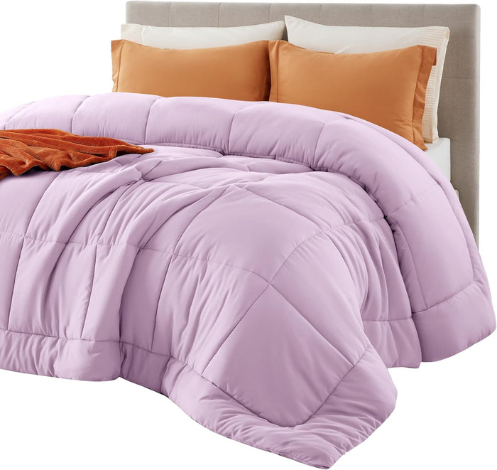 Bedsure Comforter Duvet Insert - Quilted Comforters Queen Size, All Season Duvet, Down Alternative Bedding, with 8 Tabs, Gifts for Women/Men, White, Queen 88 x 88 Inches
