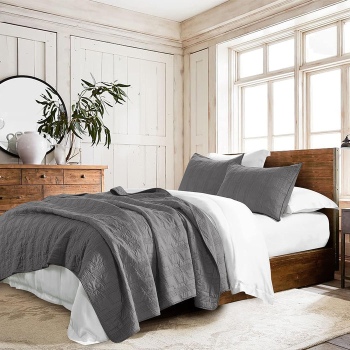 HORIMOTE HOME 100% Cotton Quilt Set Queen Size, Charcoal Pre-Washed Bedspreads Coverlet Set in Geometric Pattern, Cozy Lightweight Stitching Decorative Bedding Cover with 2 Shams for All Season
