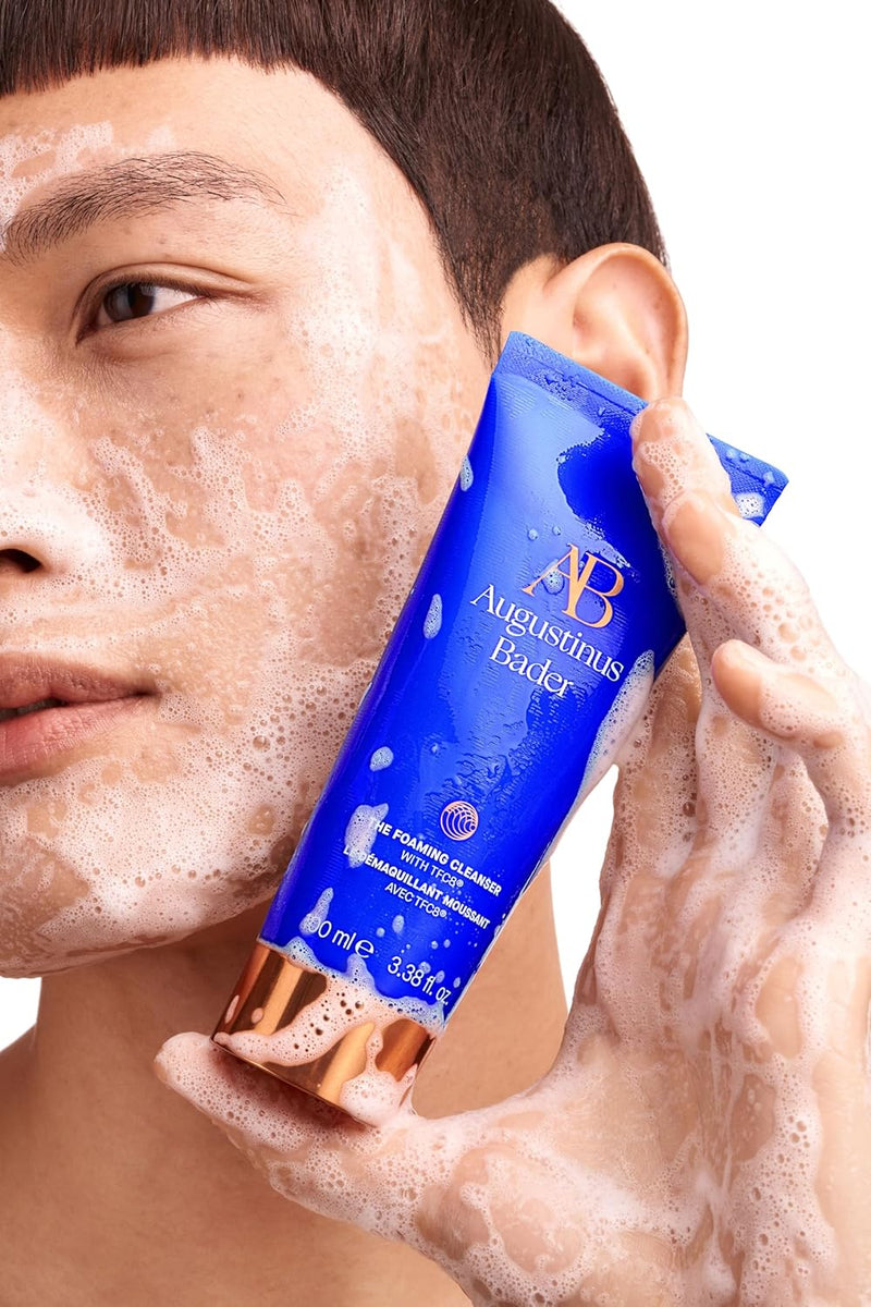 Augustinus Bader The Foaming Cleanser – Luxury Gentle Hydrating Face Cleanser – Removes Impurities & Excess Oil While Supporting Skin Barrier – Soothing & Non-Drying Formula – 150 ml / 5 fl oz