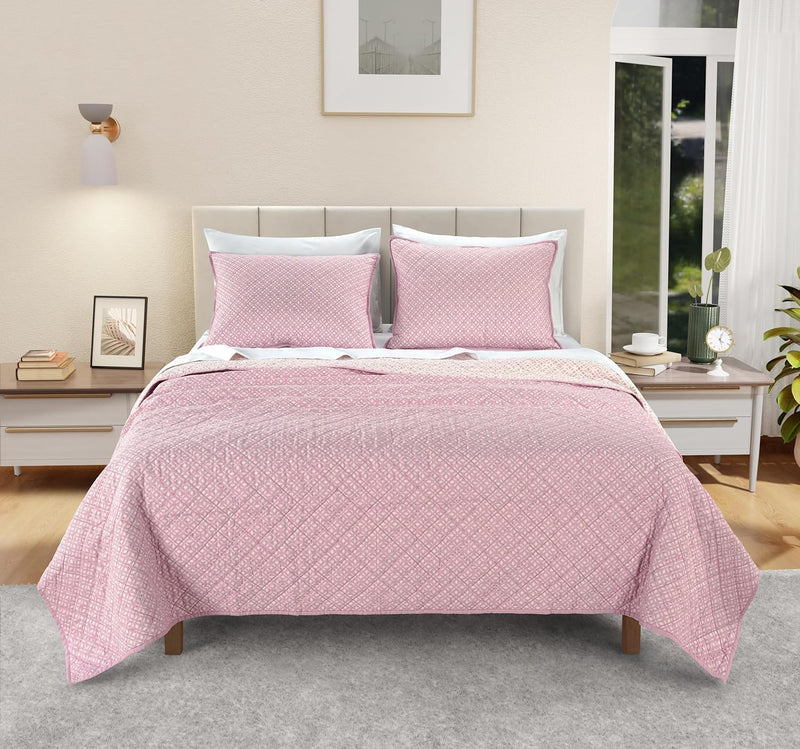 IZOD 100% Cotton Percale Pre-Washed Quilt Set, Ultra-Soft & Reversible Bedding, Full/Queen Size Sheet, Wrinkle-Resistant 3-Pc Cotton Bedspread w/Matching Shams, All-Season Comfort - Grey Stripe