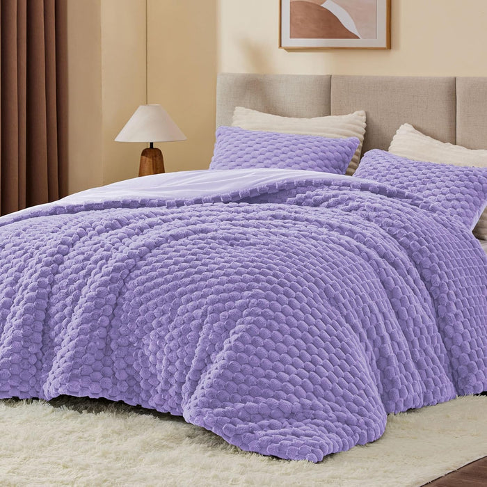 BEDELITE Fluffy Queen Comforter Set - Navy Blue Fleece Soft Comforter for Queen Size Bed, Luxury Warm Bedding Set for Winter, Fuzzy Bed Set 3 Pieces (1 Comforter, 2 Pillowcases)
