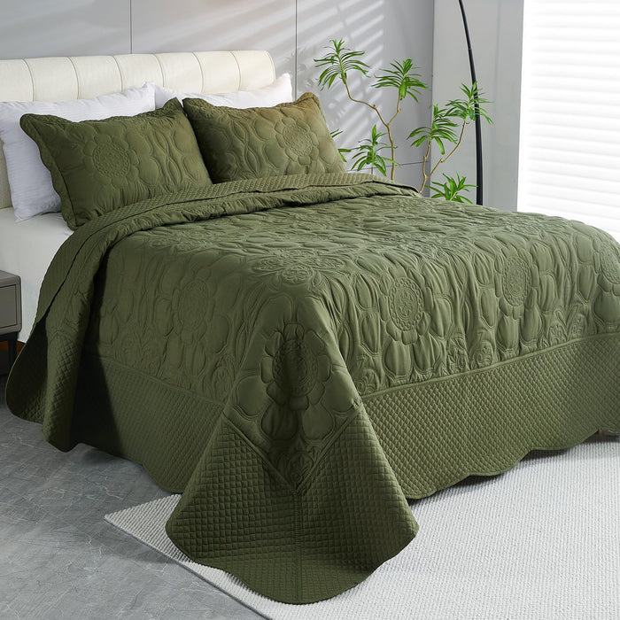 EVENHUG Oversized King Quilt California King Size Lightweight Bedding Set Reversible Bedspread Coverlets for All Seasons 3 Piece (Beige 120"x120")
