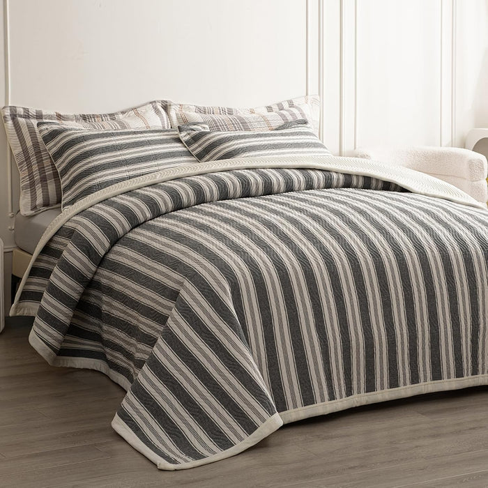 Cotton Plaid Quilt Set, Ultra Soft 3 Pieces Queen Size Bedding with 2 Pillow Shams, Lightweight Reversible Coverlet Bedspread with Wave Quilting for Summer, 90"x96", Grid-Beige Blue