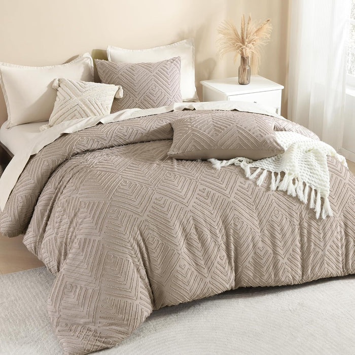 Litanika King Size Comforter Set Beige, 3 Pieces Cream Tufted Boho Farmhouse Bedding Comforter Sets, Lightweight Fluffy Comforter Bed Set for All Season (104x90In Comforter and 2 Pillowcases)