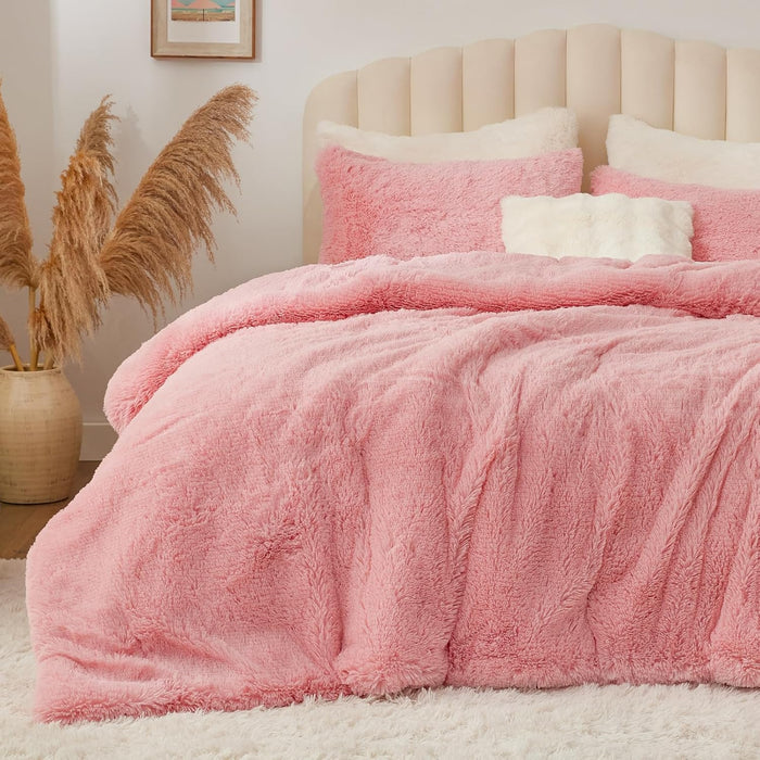 BEDELITE White Fluffy Comforter Set King Size, Fuzzy Faux Fur Comforter Bedding Set, Ultra Soft and Warm Winter Shaggy Bed Set (1 Comforter & 2 Pillowcases) as Gifts for Women