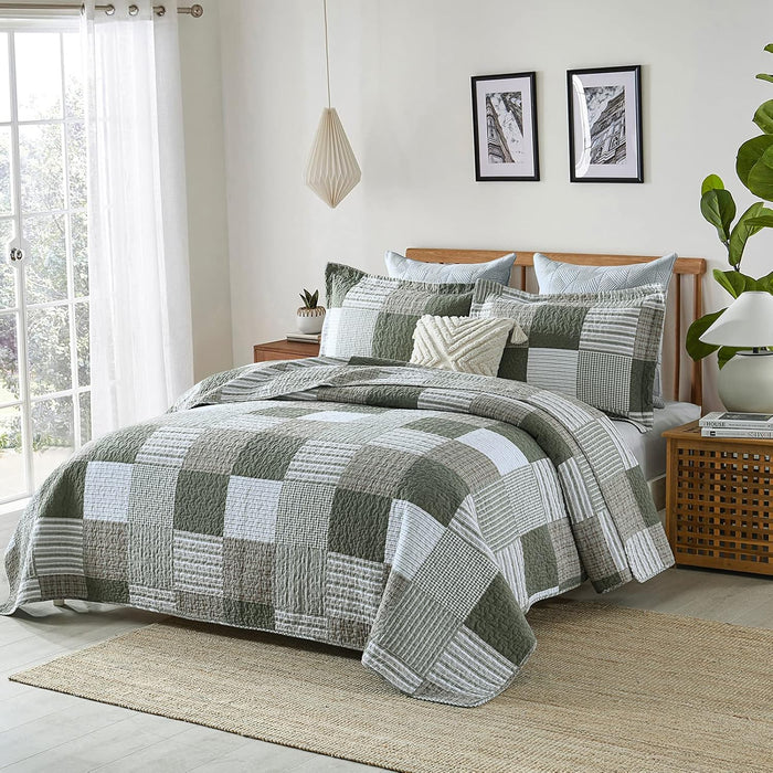 Finlonte Quilts Queen Size - 100% Cotton Queen Comforter Set Green Moonbeam White Plaid Farmhouse Quilt Bedding Set, Reversible Lightweight Soft Bedspread, Quilted Coverlet All-Season, 3-Piece