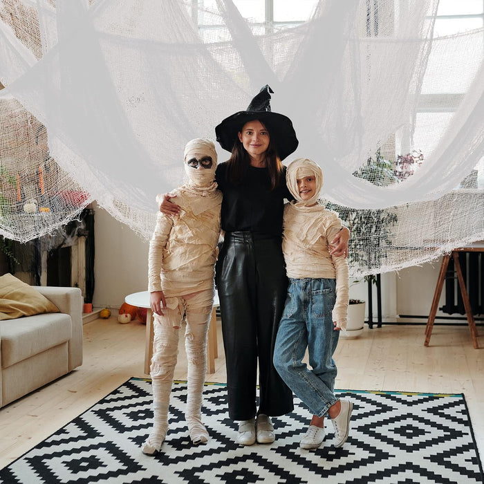 Watayo 500 x 39 Inch Large Size Halloween Spooky Cloth, Halloween White Scary Creepy Cloth, Windows Doorways Cover Gauze for Halloweens Haunted House Party Decor