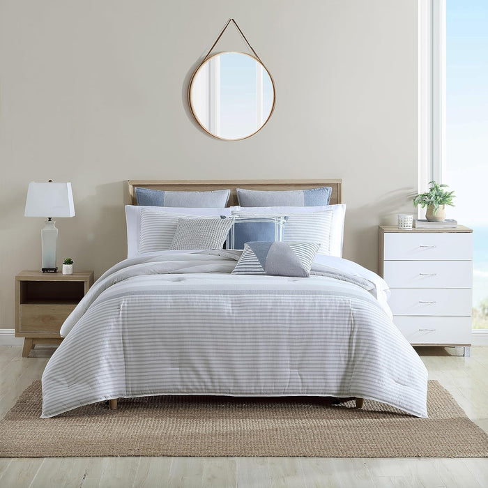Nautica - King Comforter Set, Soft Yarn-Dyed Cotton Bedding, Medium Weight for Year Round Use, 3 Piece Bed Set with Matching Pillowcases (Fairwater Blue)
