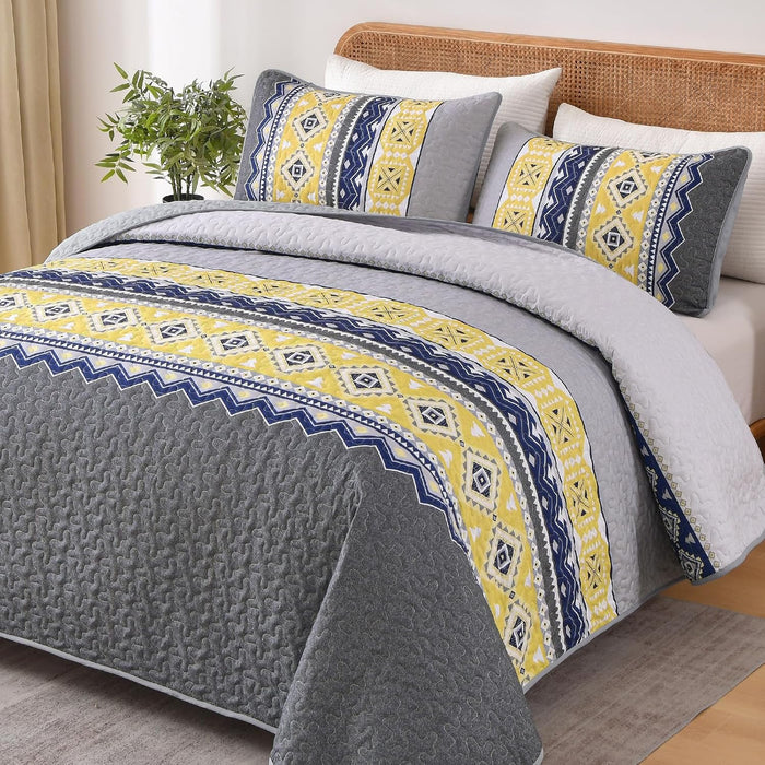 WONGS BEDDING 3 Pieces Quilt Set King Size, Burnt Orange/Rust Halloween Quilt Bedspread Fall Bohemian Coverlet Set with 2 Pillowcase, Soft Thanksgiving Bedding Set for All Season 104"×90"