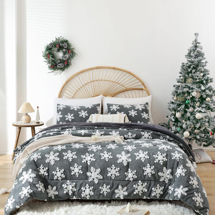 JANZAA Christmas Bedding Full Size Comforter Sets Velvet Pink Comforter Set with White Snowflake Stereoscopic 3 Pieces Full Size Bedding Sets Soft and Fluffy