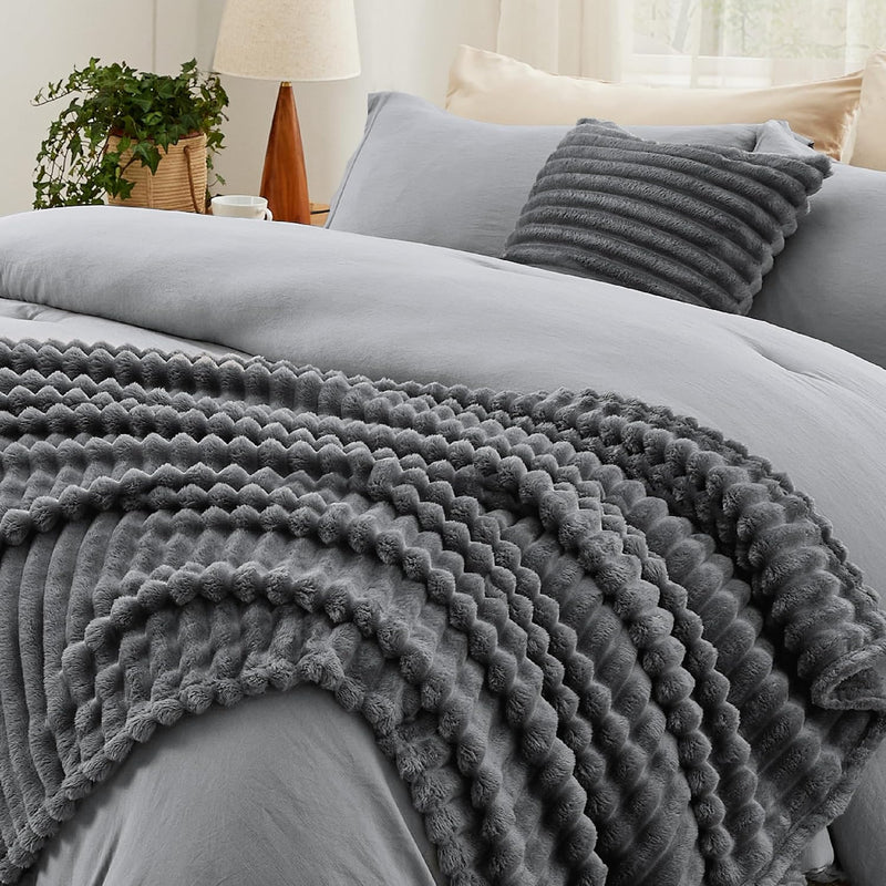 Bedsure Comforter Queen Size 5 Pieces - Queen Size Comforter Set with Checkered Throw Blanket and Decorative Pillow, Lightweiget Bedding, All Season Bedding Sets, Linen Beige