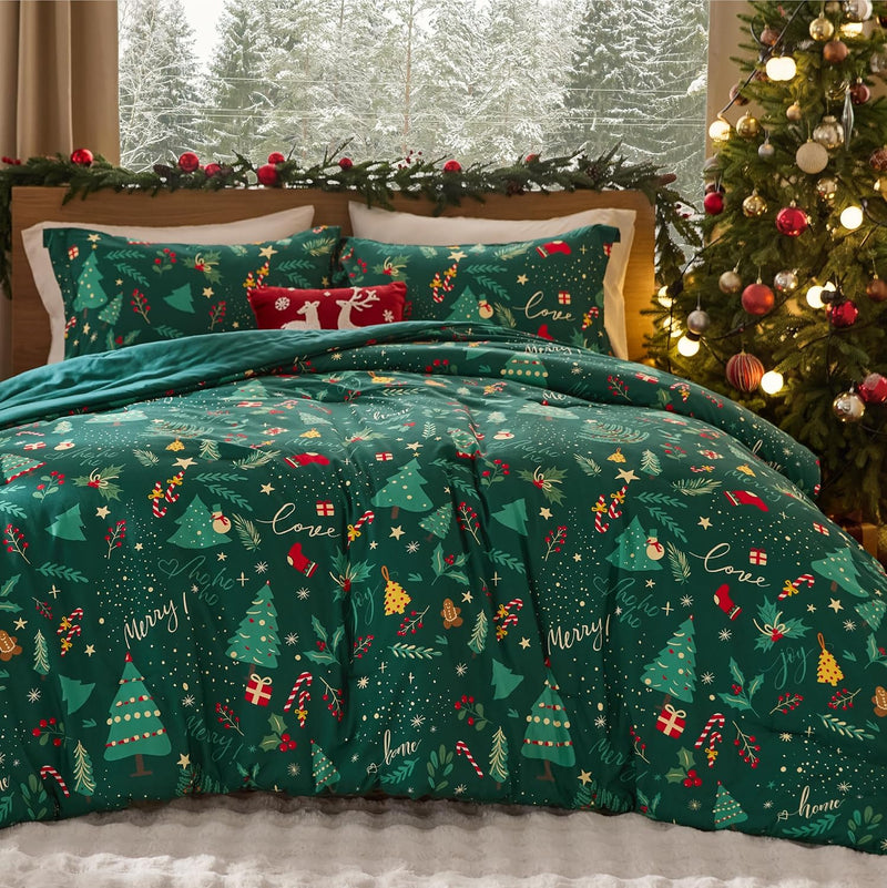 Bedsure Christmas Comforter Set King - Christmas Bed Set with Reindeer, Soft Bedding for Holiday, 3 Pieces, 1 Reversible Buffalo Check Printed Comforter and 2 Pillow Shams