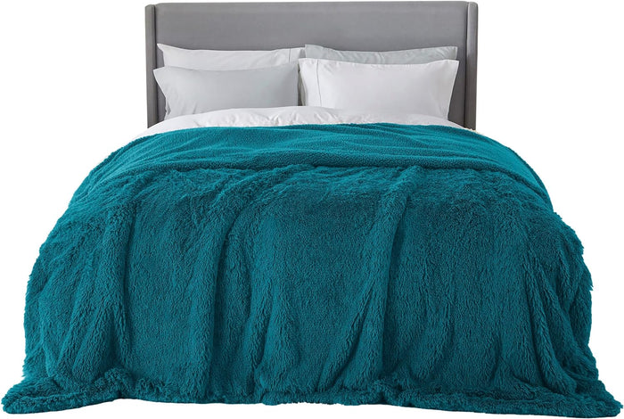 Bedsure GentleSoft Fluffy King Size Blanket for Bed, Faux Fur Fuzzy Minky Couture Warm Blanket for Winter, Thick Plush Sherpa Fleece Oversized Winter Bedding Cozy Gifts for Room, 108x90, Tie Dye Grey
