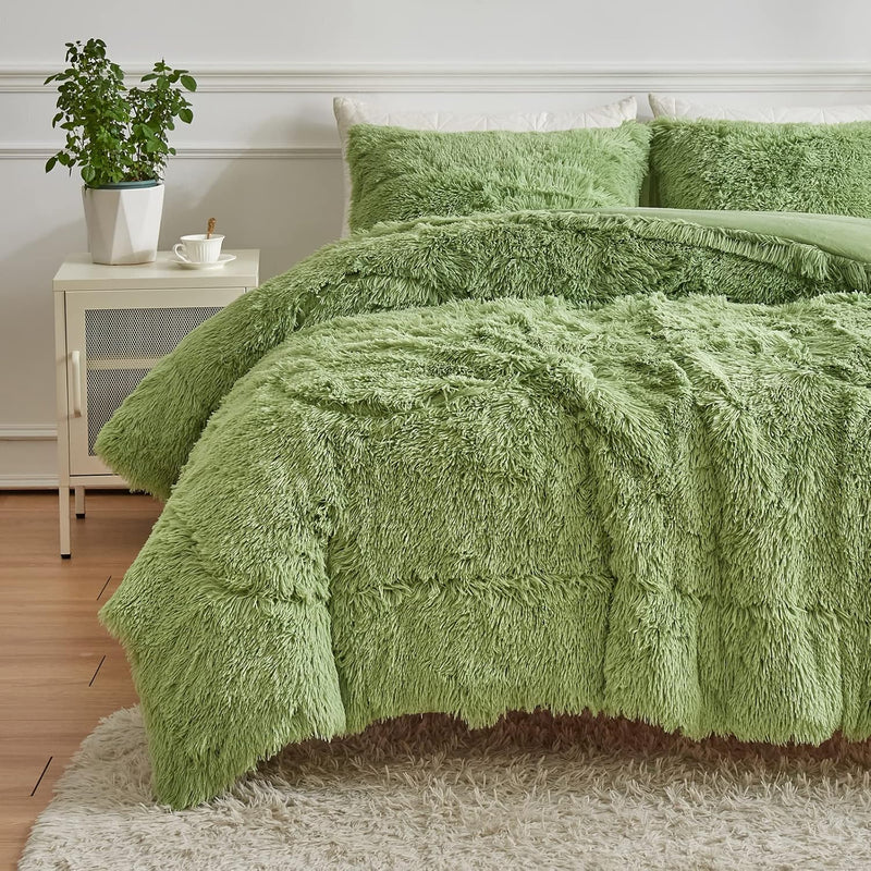 Wajade Faux Fur Plush Rainbow Comforter Set Fluffy Fuzzy Shaggy Bedding Set - 3PC Full Size Microfiber Soft Warm Quilt Set