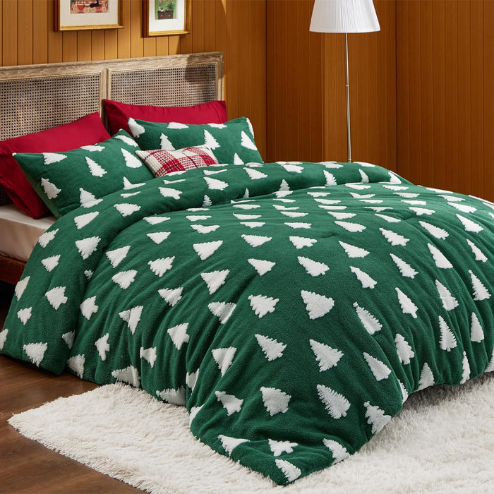 Bedsure Fluffy Christmas Comforter Set King - Christmas Bedding with White Snowflake, Warm Fleece Bed Sets for Winter, 3 Pieces, 1 Soft Plush Shaggy Comforter with 2 Pillowcases