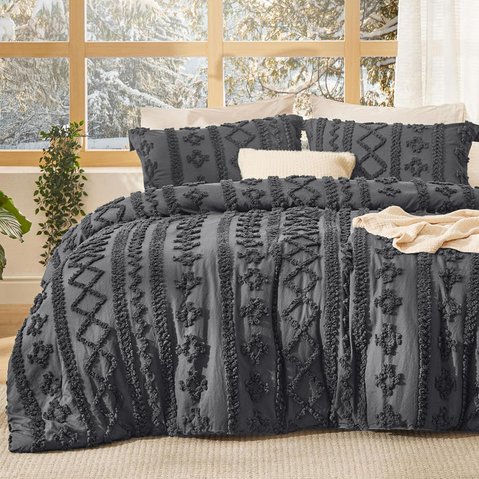 Bedsure Tufted Boho Comforter Set Queen Size - Beige Boho Bed Set, GentleSoft™ 3 Pieces Farmhouse Shabby Chic Embroidery Bedding, Gifts for Woman, Soft Jacquard Queen Comforter for All Seasons