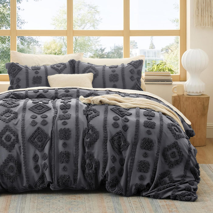 Bedsure Boho Duvet Cover King - Dark Green Tufted Boho Bedding, Farmhouse Shabby Chic Embroidery Bedding for All Seasons, 3 Pieces, 1 Soft Jacquard King Comforter Cover and 2 Pillow Shams