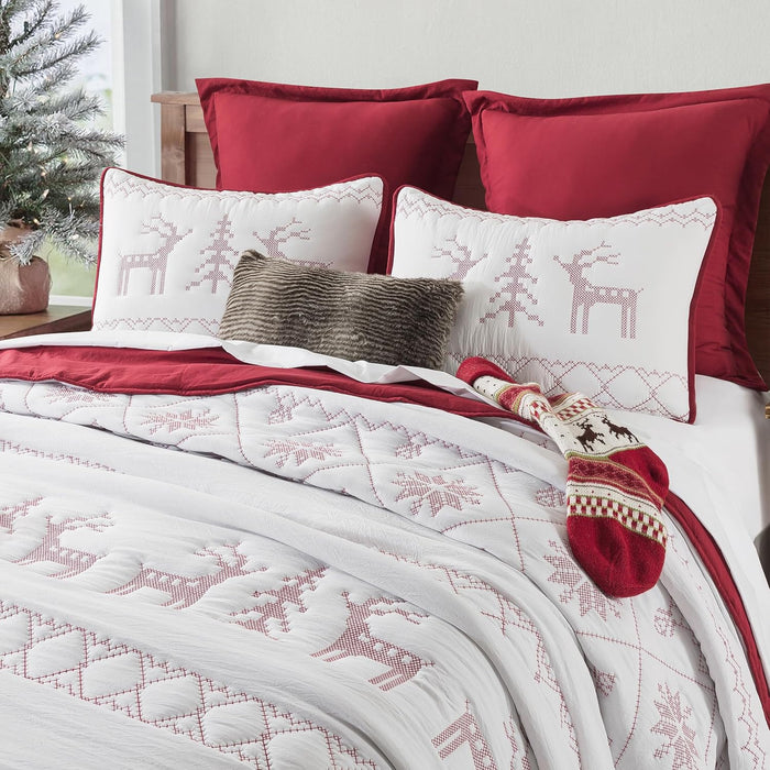 WDCOZY Christmas Queen Size Quilt Bedding Sets with Pillow Shams, Beige Lightweight Soft Bedspread Coverlet, Thin Comforter Bed Cover, All Season, 3 Pieces, 90x90 inches