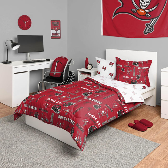 FOCO Unisex-Adult NFL Team Logo Bed in a Bag Comforter, Sheets, Pillow Cases Bedding 5-Piece Set