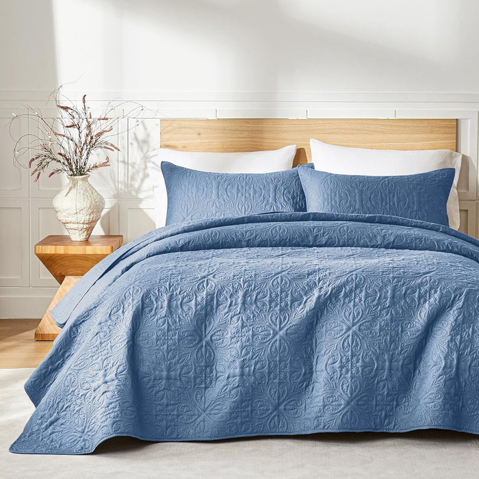 akkialla Full Queen Quilt Bedding Set for All Seasons,Lightweight White Bedspreads Queen Size,Modern Style Microfiber Soft Floral Pattern Coverlet Set(1 Quilt,2 Pillow Shams)
