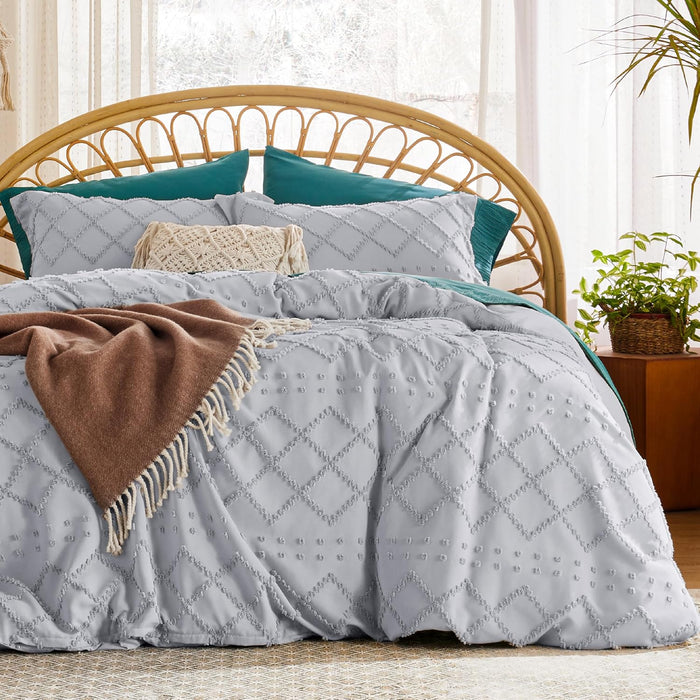 Bedsure Boho Duvet Cover Queen Size - Dark Green Tufted Boho Bedding, Farmhouse Shabby Chic Embroidery Bedding for All Seasons, 3 Pieces, 1 Soft Jacquard Queen Comforter Cover and 2 Pillow Shams