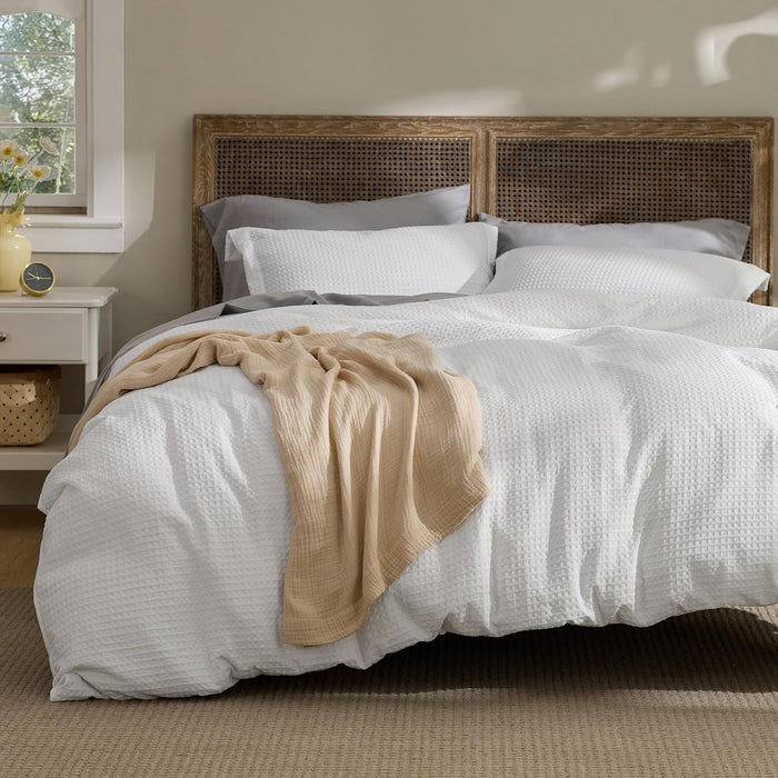 Bedsure Luxury Waffle Duvet Cover King Size - Textured Duvet Cover Set, Soft, Breathable Bedding Set (104"x90") with 2 Pillow Shams for All Season, Olive Green, Comforter Not Included
