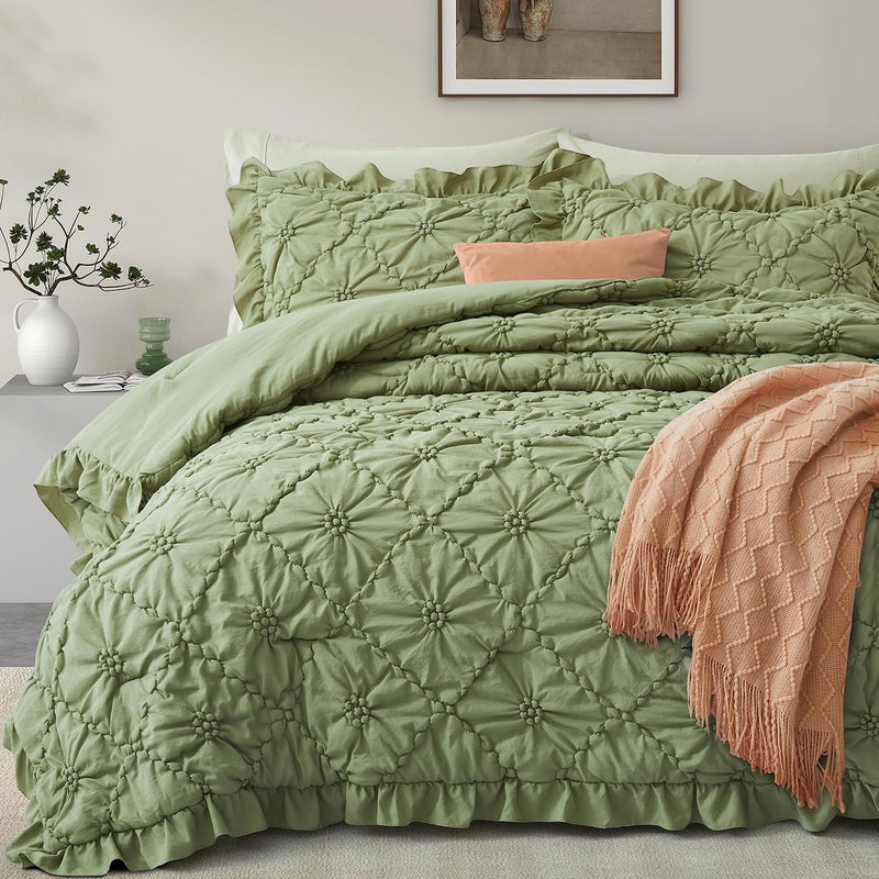 BEDAZZLED Queen Size Comforter Sets, Beige Bedding Comforter Set, 3 Pieces Pinch Pleat Bedding Sets with Comforter and Pillowcases Soft Farmhouse Shabby Chic Comforter for All Season