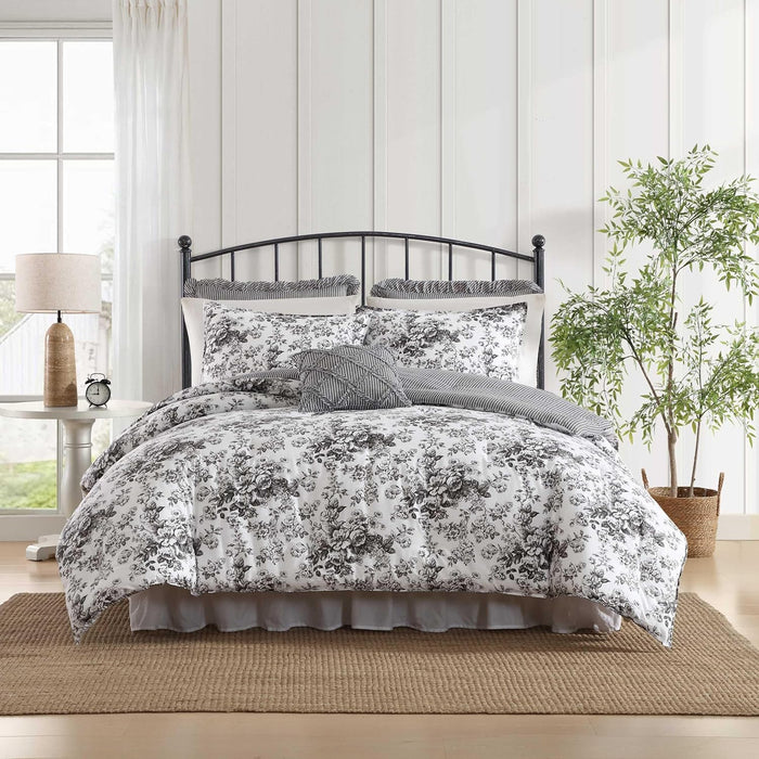 Laura Ashley - King Comforter Set, Soft & Reversible Cotton Bedding, Medium Weight 7 Piece Bed Set with Matching Pillowcases, Euro Shams & Bonus Throw Pillow Covers (Bramble Floral Green)
