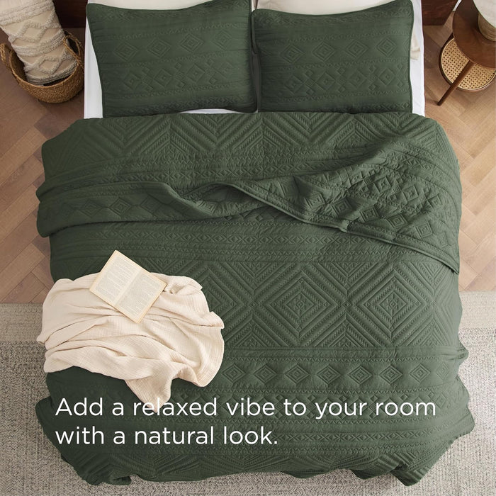 Bedsure Boho Quilt Queen Size - Lightweight Bedspread Queen Size with Geometric Stitched Pattern, Olive Green Farmhouse Soft Bedding Set Coverlet with 2 Pillow Shams for All Seasons, 90x96 inches