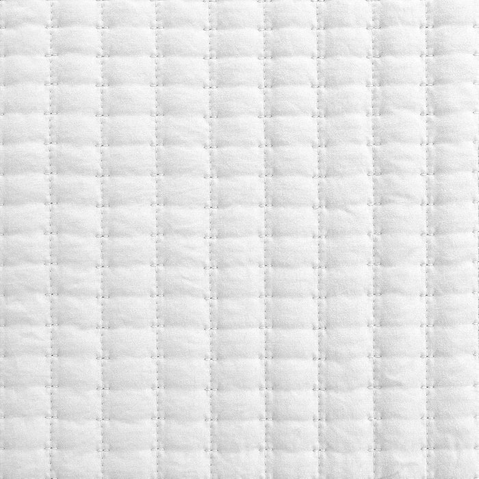 Petrichor White Quilt King Size Bedspread-Pre-Washed Lightweight for All Seasons,Ultra Soft & Breathable Comforter,Machine Washable,3-Piece Set:1Quilt(106" x96”) and 2 Pillow Shams(20"x36")