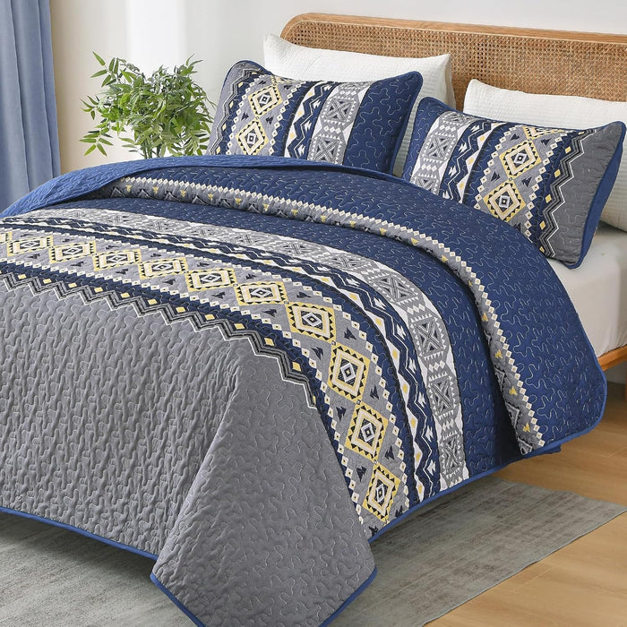 WONGS BEDDING 3 Pieces Quilt Set King Size, Burnt Orange/Rust Halloween Quilt Bedspread Fall Bohemian Coverlet Set with 2 Pillowcase, Soft Thanksgiving Bedding Set for All Season 104"×90"