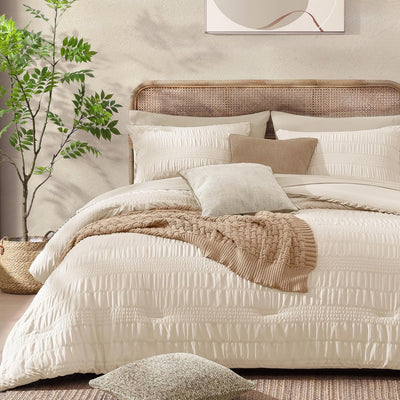 CASAAGUSTO Queen Comforter Set, 7 Pieces Beige Seersucker Bed in a Bag Queen Size Soft All Seasons, Bedding Sets with Comforter, Flat Sheet, Fitted Sheet, 2 Pillow Shams, 2 Pillowcases