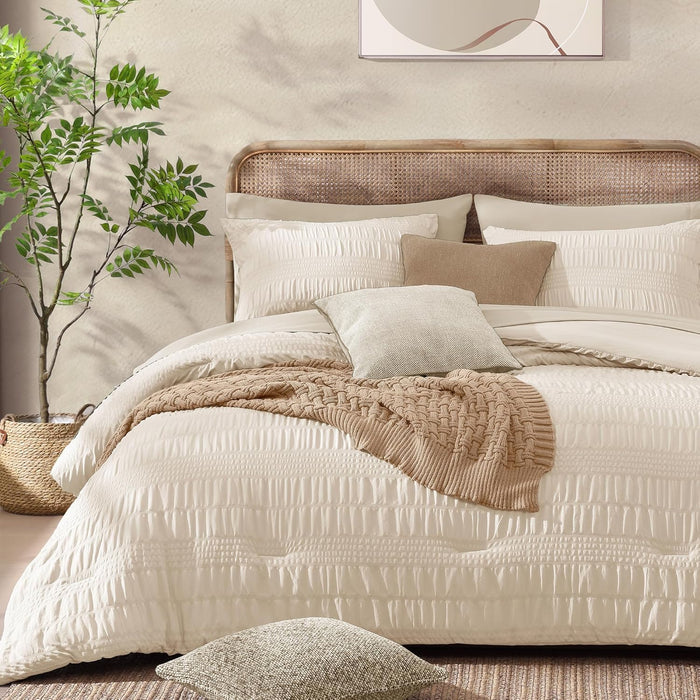 CASAAGUSTO Queen Comforter Set, 7 Pieces Beige Seersucker Bed in a Bag Queen Size Soft All Seasons, Bedding Sets with Comforter, Flat Sheet, Fitted Sheet, 2 Pillow Shams, 2 Pillowcases