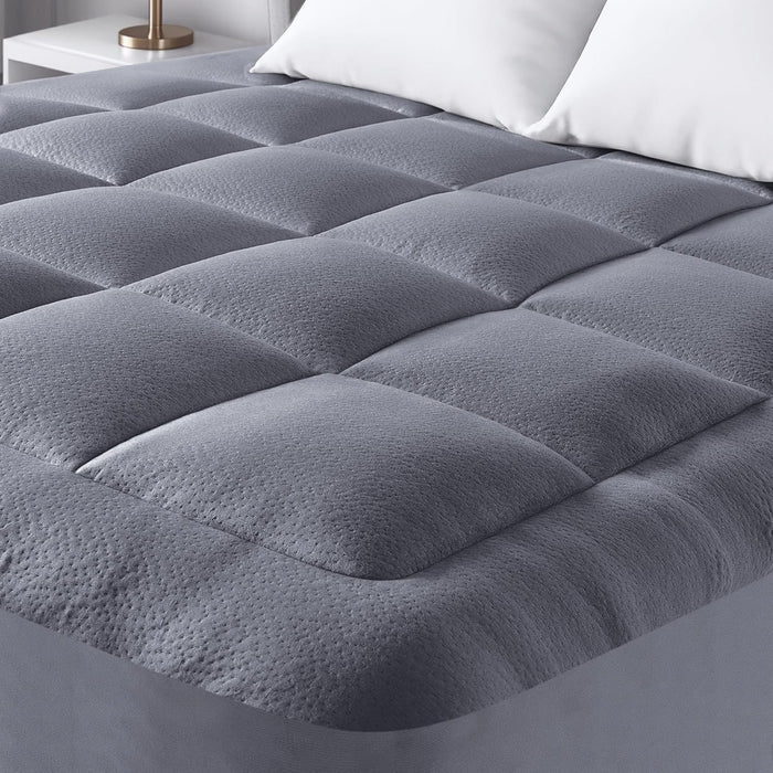 Ultra Soft Queen Size Mattress Topper - Viscose Made from Bamboo Pillow Top Mattress Pad for Back Pain Relief - Naturally Cooling for Hot Sleepers, Green