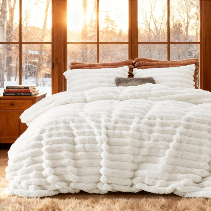 Bedsure Fluffy Duvet Cover Set - Ultra Soft Plush Shaggy Comforter Cover King Size, Warm Flannel Fleece Bed Sets for Winter, 3 Pieces, Snowflake Pattern, Grey
