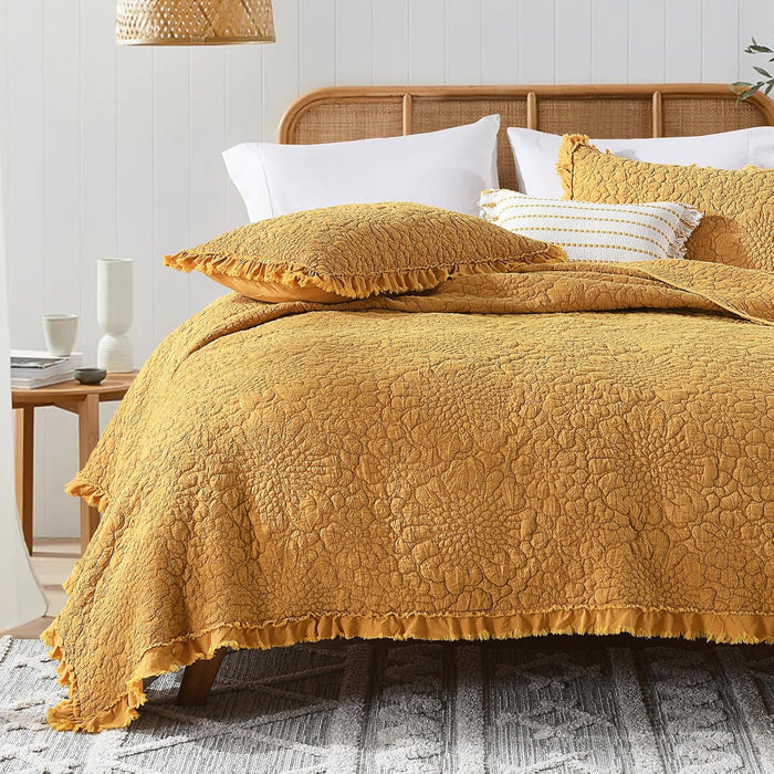HORIMOTE HOME Pink Ruffled Quilt Queen Size, Stone-Washed Microfiber Lightweight Crinkled Farmhouse Rustic Shabby Chic Bedding Set, 3 Pieces Reversible Bedspread with Pillow Shams for All Season