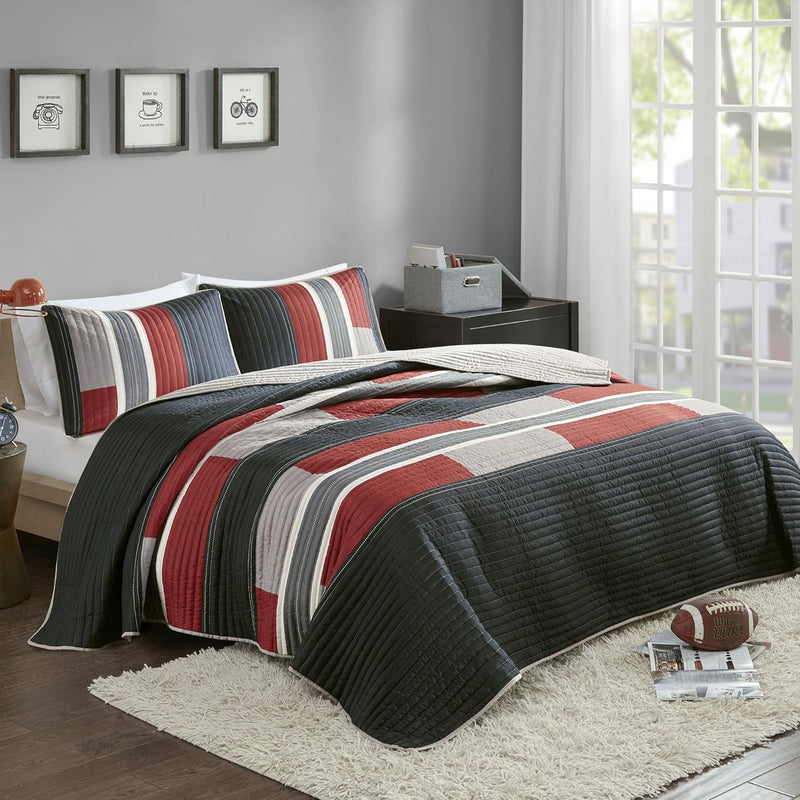 Comfort Spaces Quilt Set Trendy Casual Fun, Vibrant Color Design, Hypoallergenic All Season, Lightweight Coverlet Bedspread Cozy Kids Bedding & Sham Full/Queen Verone White Blue Stripe 3 Piece