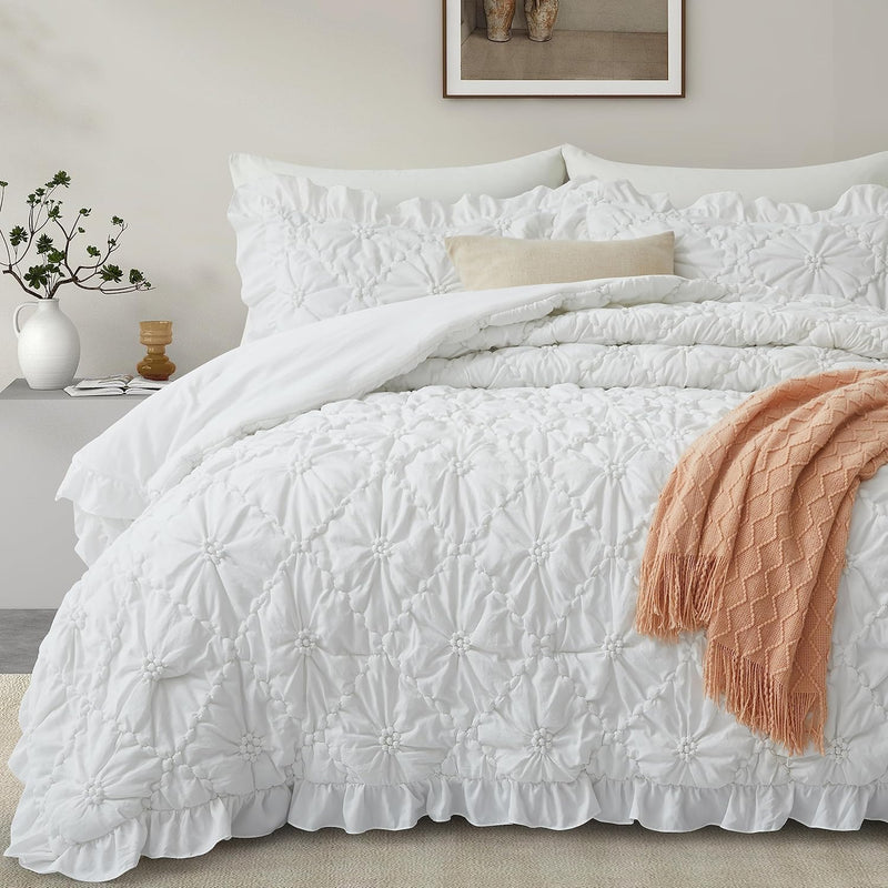 BEDAZZLED Queen Size Comforter Sets, Beige Bedding Comforter Set, 3 Pieces Pinch Pleat Bedding Sets with Comforter and Pillowcases Soft Farmhouse Shabby Chic Comforter for All Season