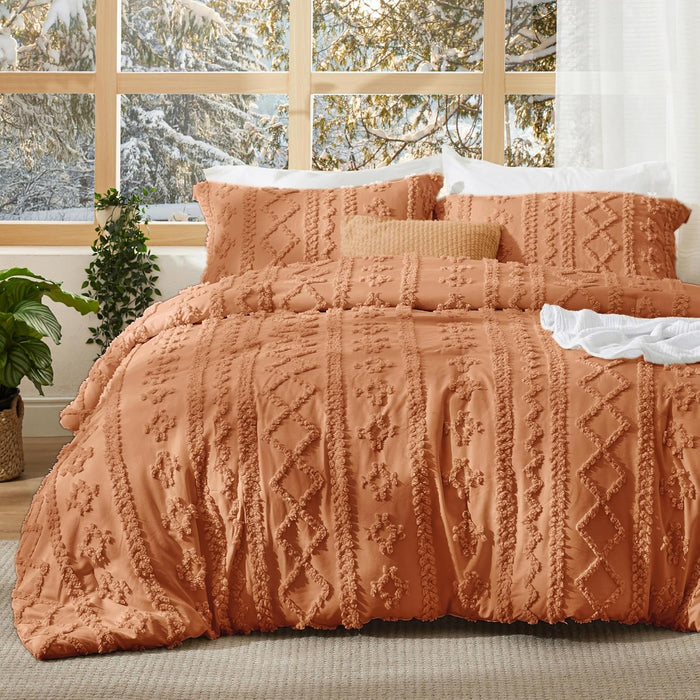 Bedsure Tufted Boho Comforter Set Queen Size - Beige Boho Bed Set, GentleSoft™ 3 Pieces Farmhouse Shabby Chic Embroidery Bedding, Gifts for Woman, Soft Jacquard Queen Comforter for All Seasons
