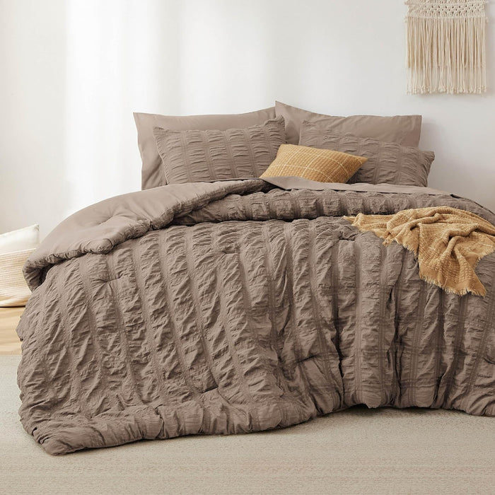 Bedsure Bed in a Bag Full - 7 Pieces Plaid Seersucker Bedding Comforter Sets, Soft Lightweight White Boho Bed Set with Comforters Full Size, Sheets, Pillowcases & Shams